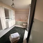 Couette-café Chateau Saintonge *