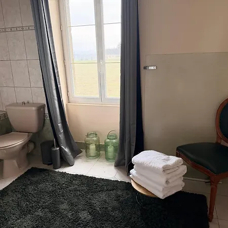 Couette-café Chateau Saintonge