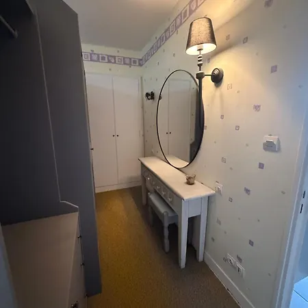 Chateau Saintonge Bed & Breakfast *